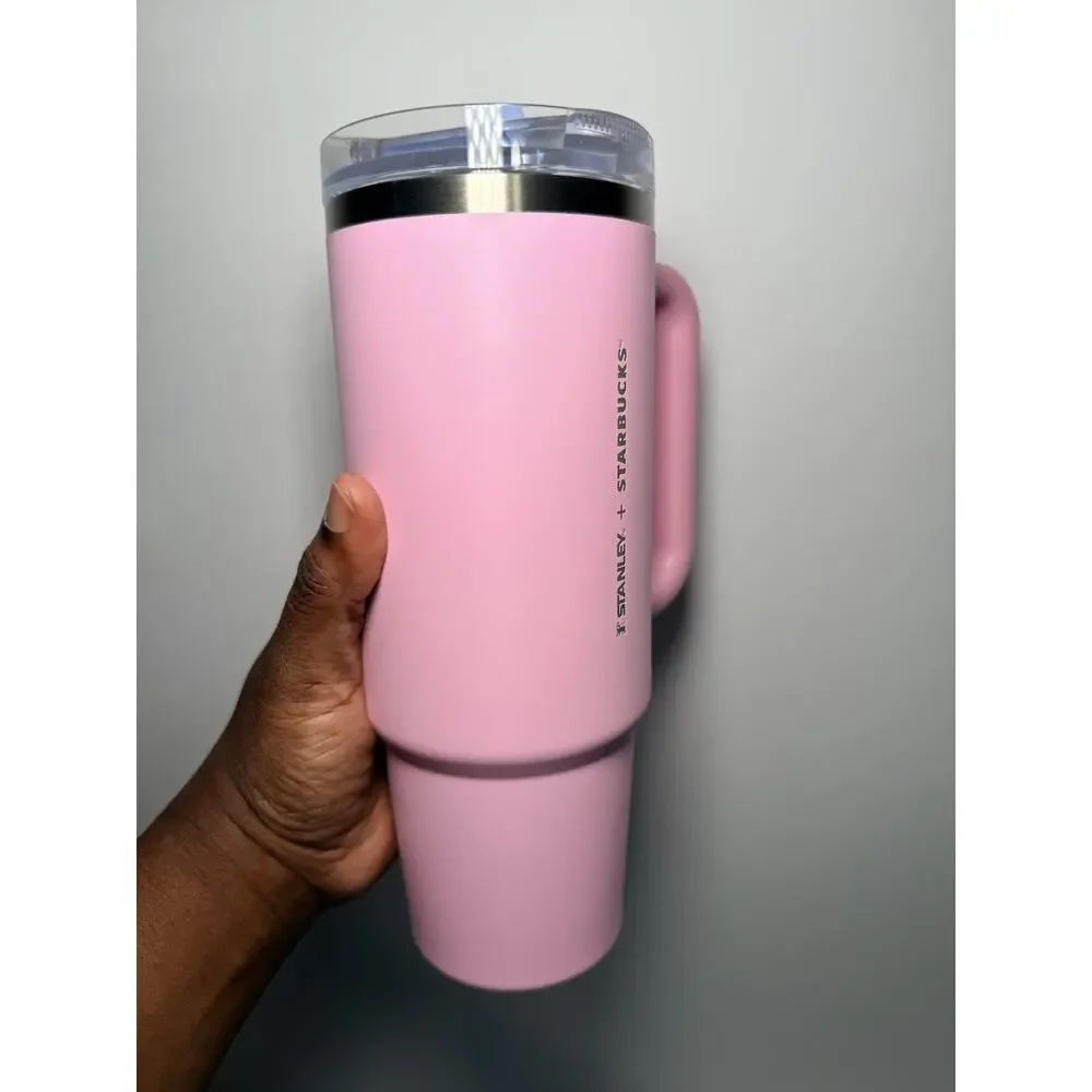 Stanley X Starbucks Taiwan Valentine SWEET PINK 30oz Protour Flipstraw Tumbler - Picture 3 of 6